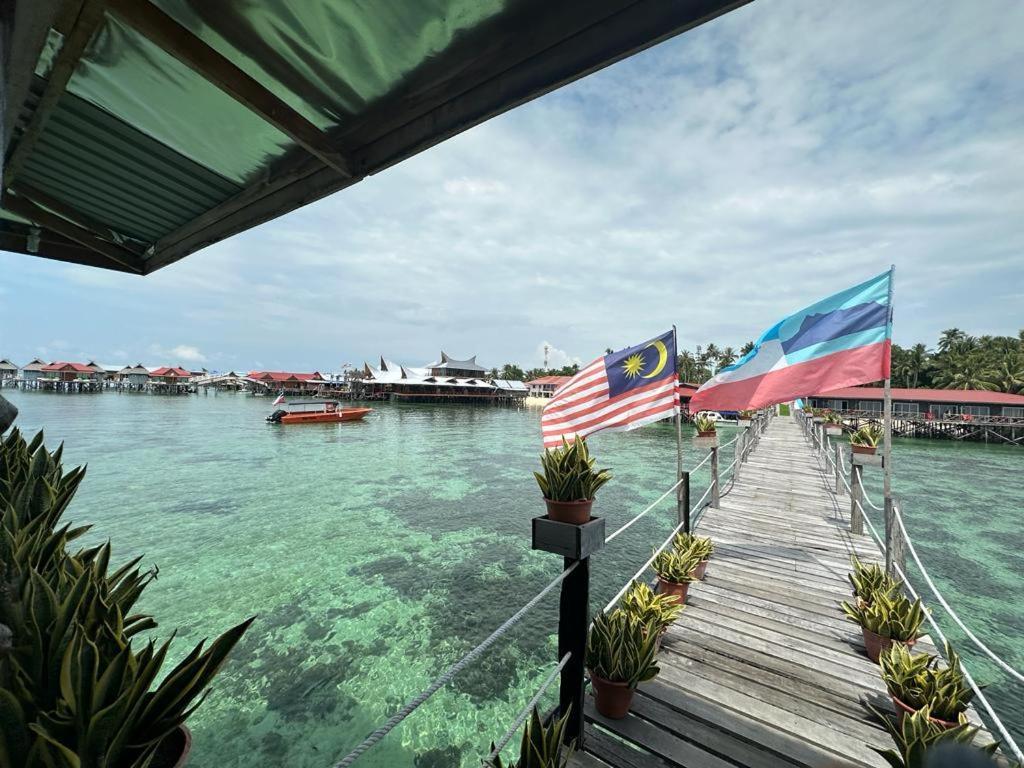 Mabul Backpackers Homestay