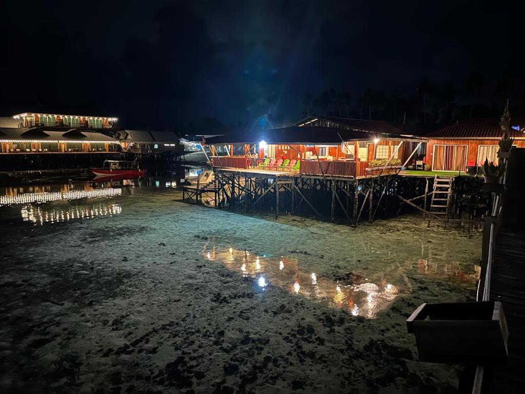 Mabul Backpackers Homestay *
