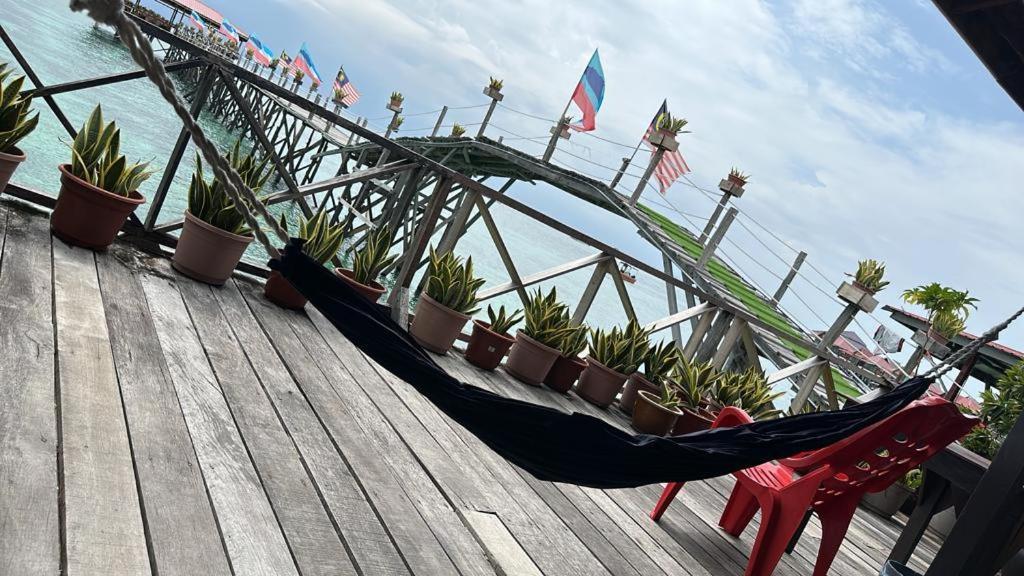 Mabul Backpackers