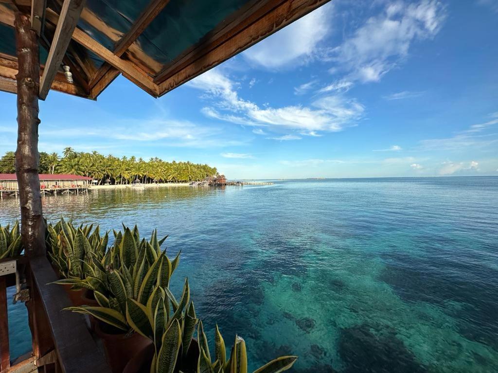 Homestay Mabul Backpackers Mabul Island
