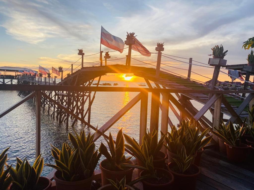 Homestay Mabul Backpackers